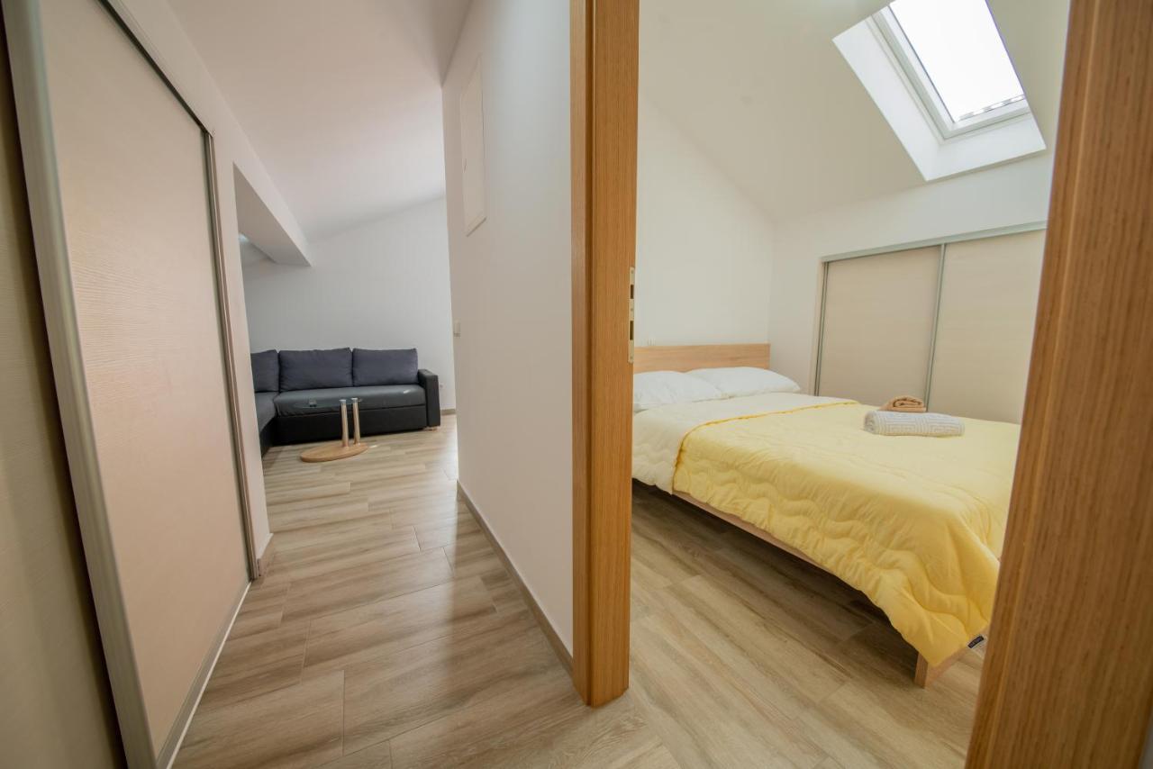 Apartman Eva Vrsi Exterior foto