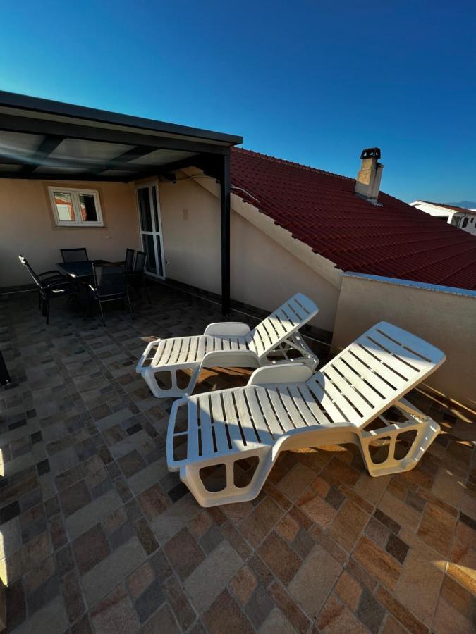 Apartman Eva Vrsi Exterior foto